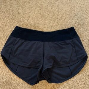 Black Lululemon speed up shorts low rise lined 2.5 inch